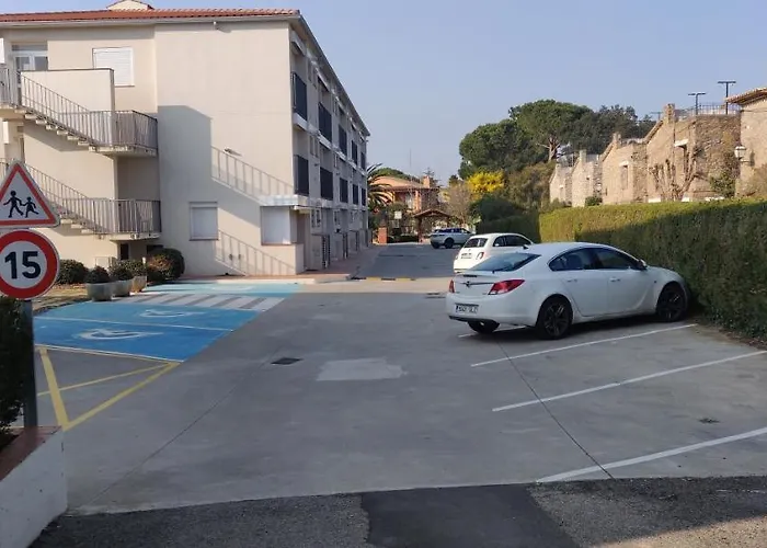 Pet friendly Apartamentocalellaclos Calella De Palafrugell