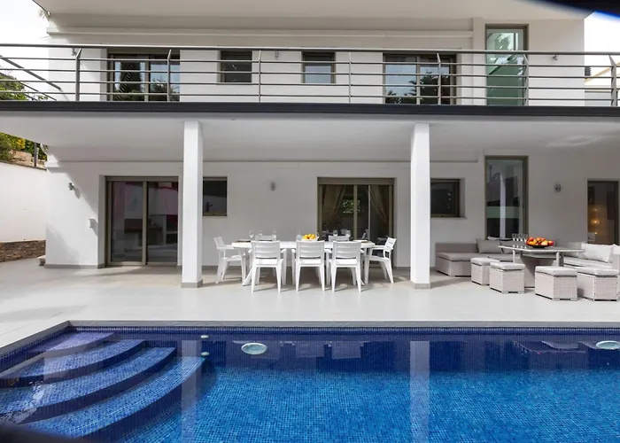 Villa Palmbeach By Interhome Lloret de Mar with Pool